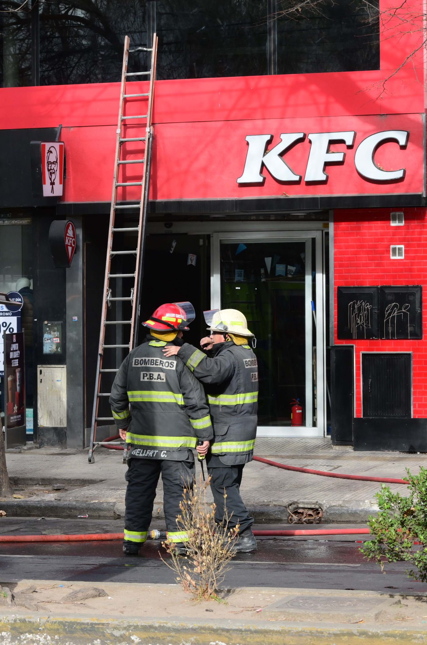 Incendio en KFC (3)