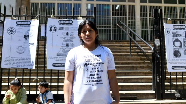 piquete en tribunales de la plata por un juicio suspendido