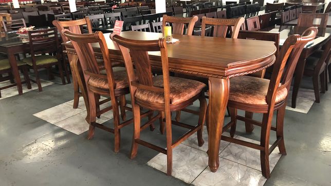 un grupo comando desvalijo una muebleria en los hornos tras ingresar por el techo del local