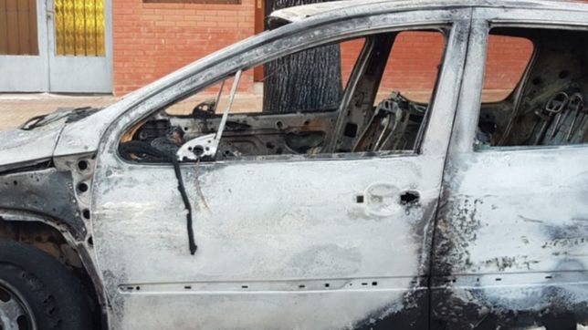 volvieron los quemacoches: atacaron un auto en 56 entre 29 y 30