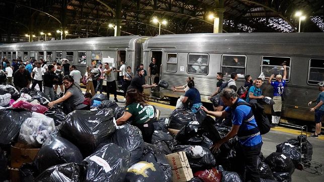 el tren solidario llego a bahia blanca con mas de 1.200 toneladas de donaciones de todo el pais