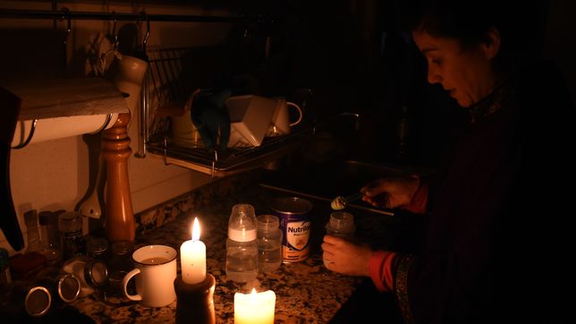 por segundo dia consecutivo, un apagon masivo afecto a varias zonas de la plata