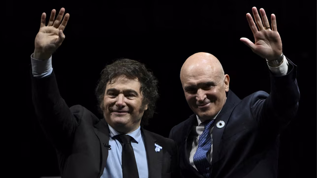 el gobierno anuncio que apelara en la justicia si no aceptan la reimpresion de las boletas