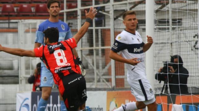 dura caida antes del clasico: el lobo fue goleado y cayo 4 a 1 ante patronato