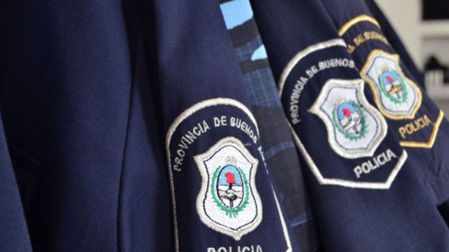 ladrones entraron a robar a la casa de una policia de la plata y se llevaron su chaleco