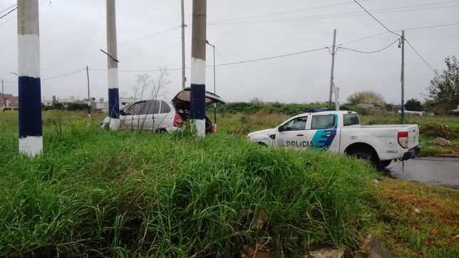 robo, persecucion de pelicula y choque contra un patrullero en la plata