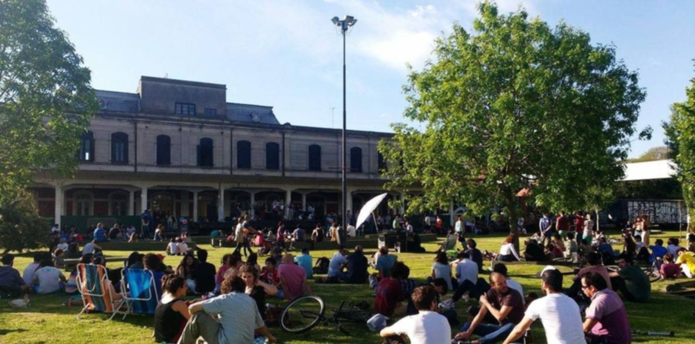 1542992231128.jpg?&cw=1920&ch=950