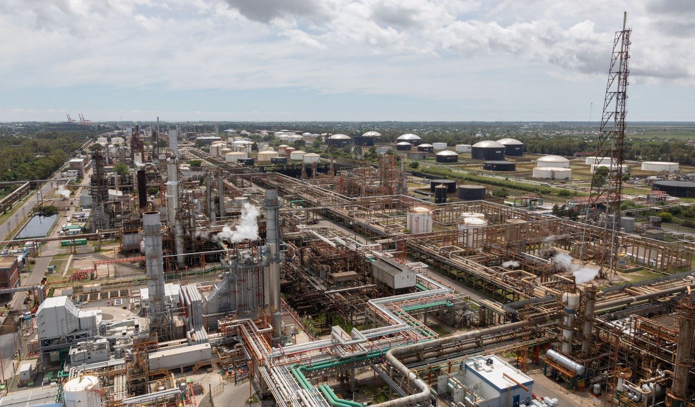 Refineria ypf ensenada la plata 2