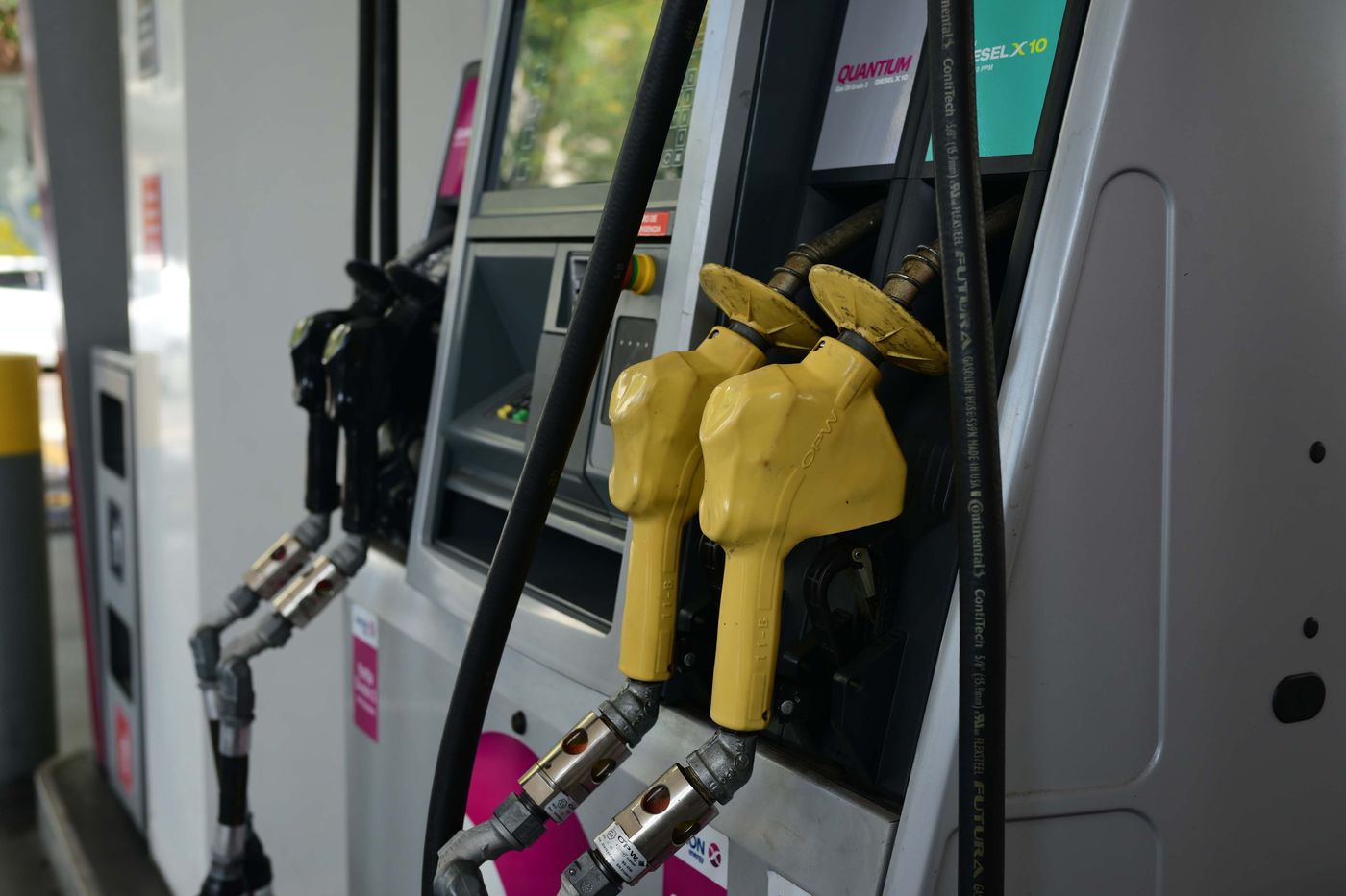 Surtidor combustibles (4)
