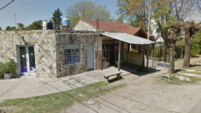 raid delictivo en city bell: robaron en dos comercios y escaparon con la recaudacion