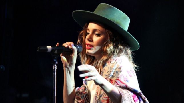 natalie perez presenta en la plata su primer disco: ?un te de tilo por favor?