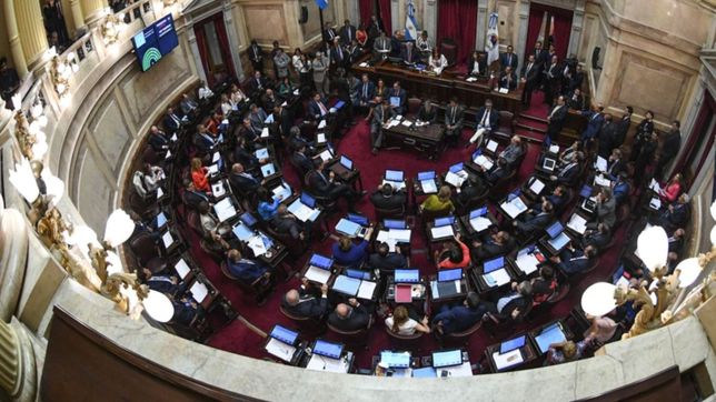 sergio massa y cristina kirchner congelaron los sueldos de los legisladores por seis meses