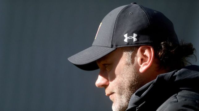 extrema concentracion de estudiantes: milito y el hermetismo para sus jugadores