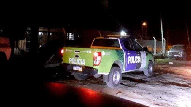 denuncian a una vecina de la plata por dejar a sus hijos encerrados para irse de fiesta