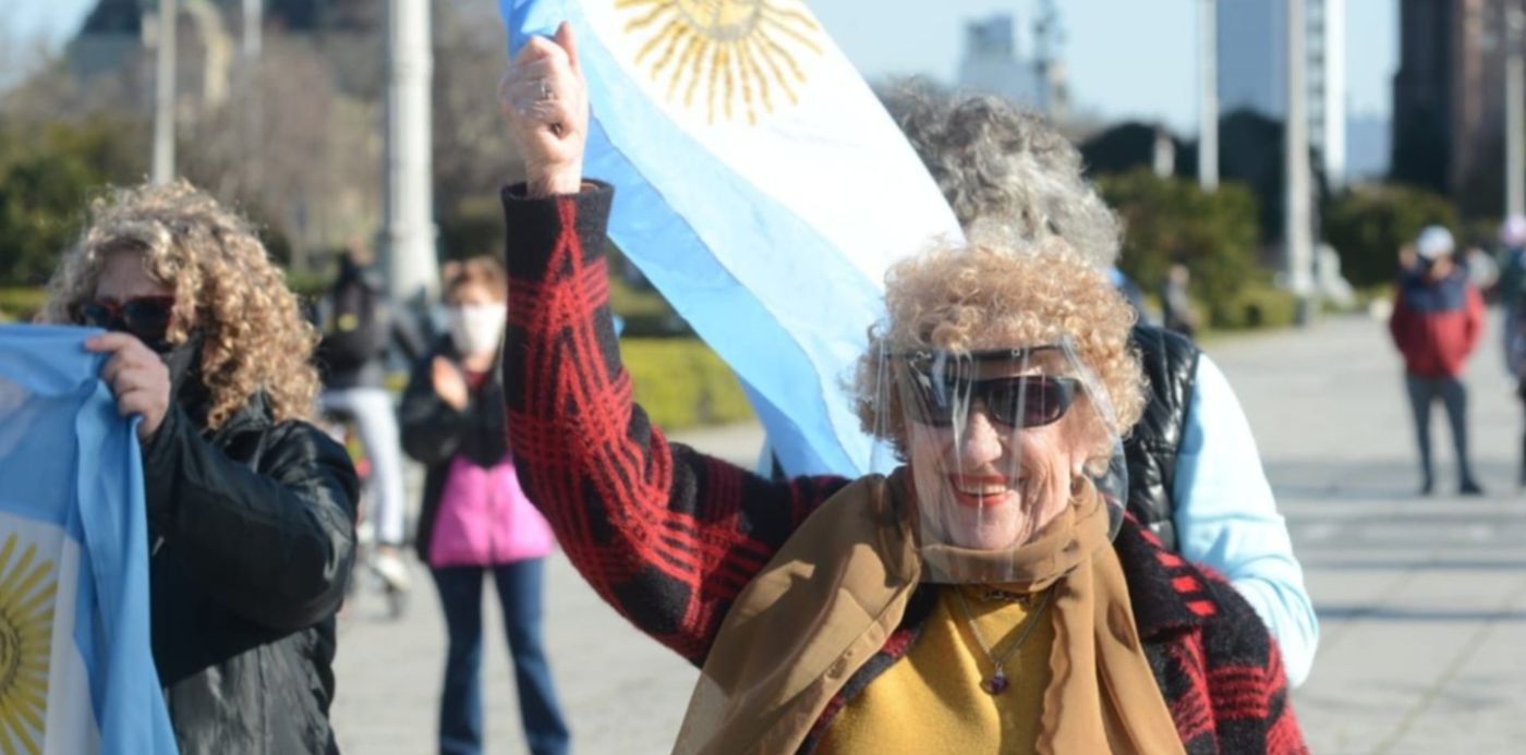 1597691708727.jpeg?x=3&y=183&width=1275&height=638&rotate=0&scaleX=1&scaleY=1&ow=1280&oh=850&&cw=1920&ch=950