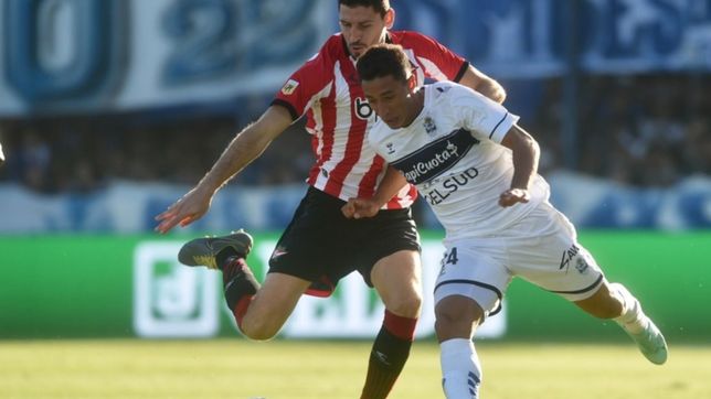 el clasico de la plata se jugaria en la primera fecha en uno