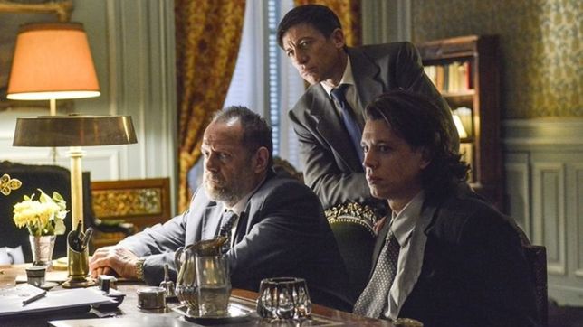 el platense diego cremonesi protagonizara 2001, la serie de natgeo a 20 anos de la crisis