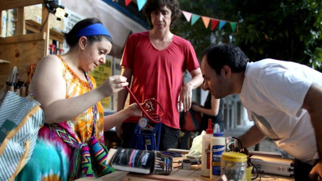 club de reparadores, una nueva forma de reutilizar objetos y fomentar saberes