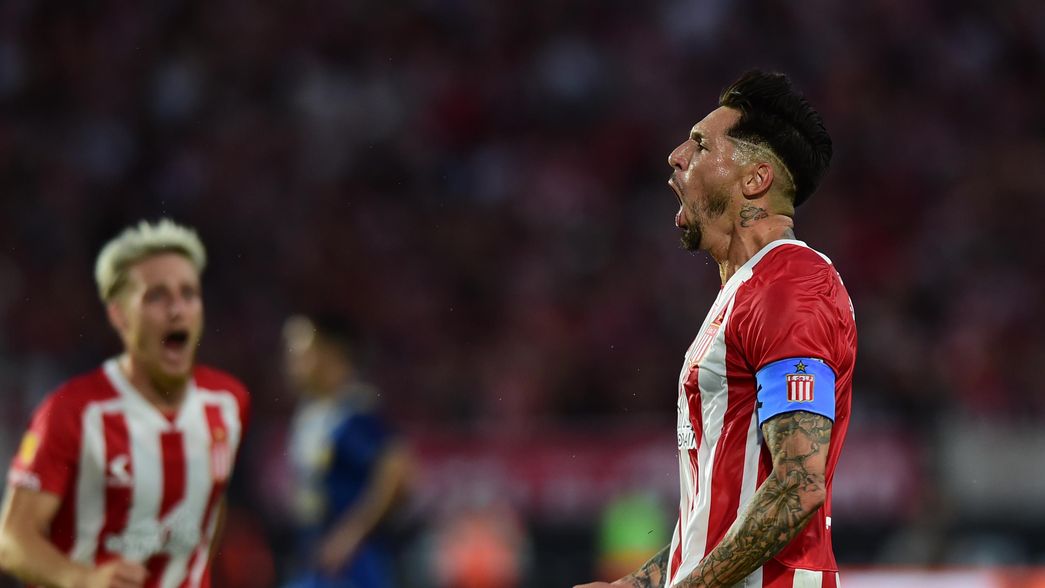Estudiantes acordó la renovación de José Sosa y ultiman los detalles antes de la firma