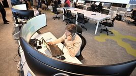 con su nuevo centro de operaciones, la refineria de ypf en la plata busca ser la mejor de latinoamerica con su nuevo centro de operaciones, la refineria de ypf en la plata busca ser la mejor de latinoamerica