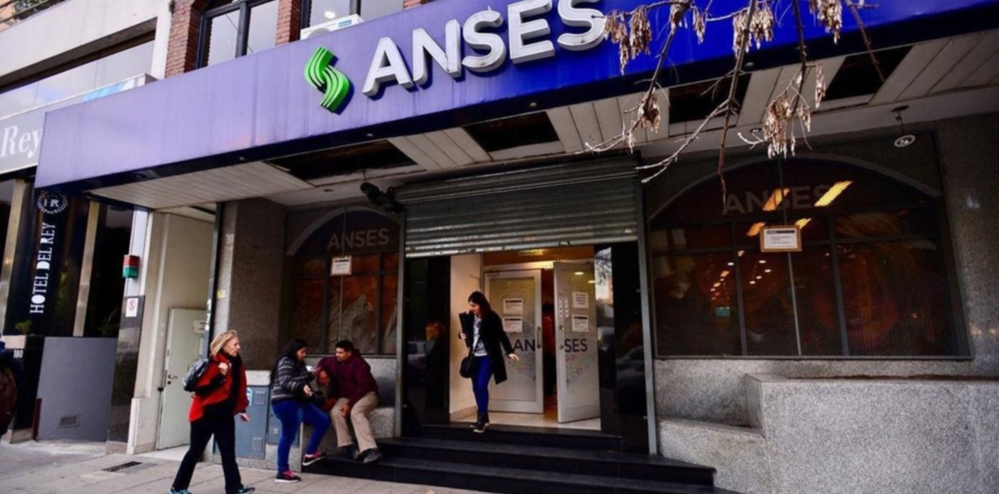 1581371834544.jpg?ow=1367&width=1362&height=681&rotate=0&scaleX=1&scaleY=1&x=2&y=56&oh=760&&cw=1920&ch=950