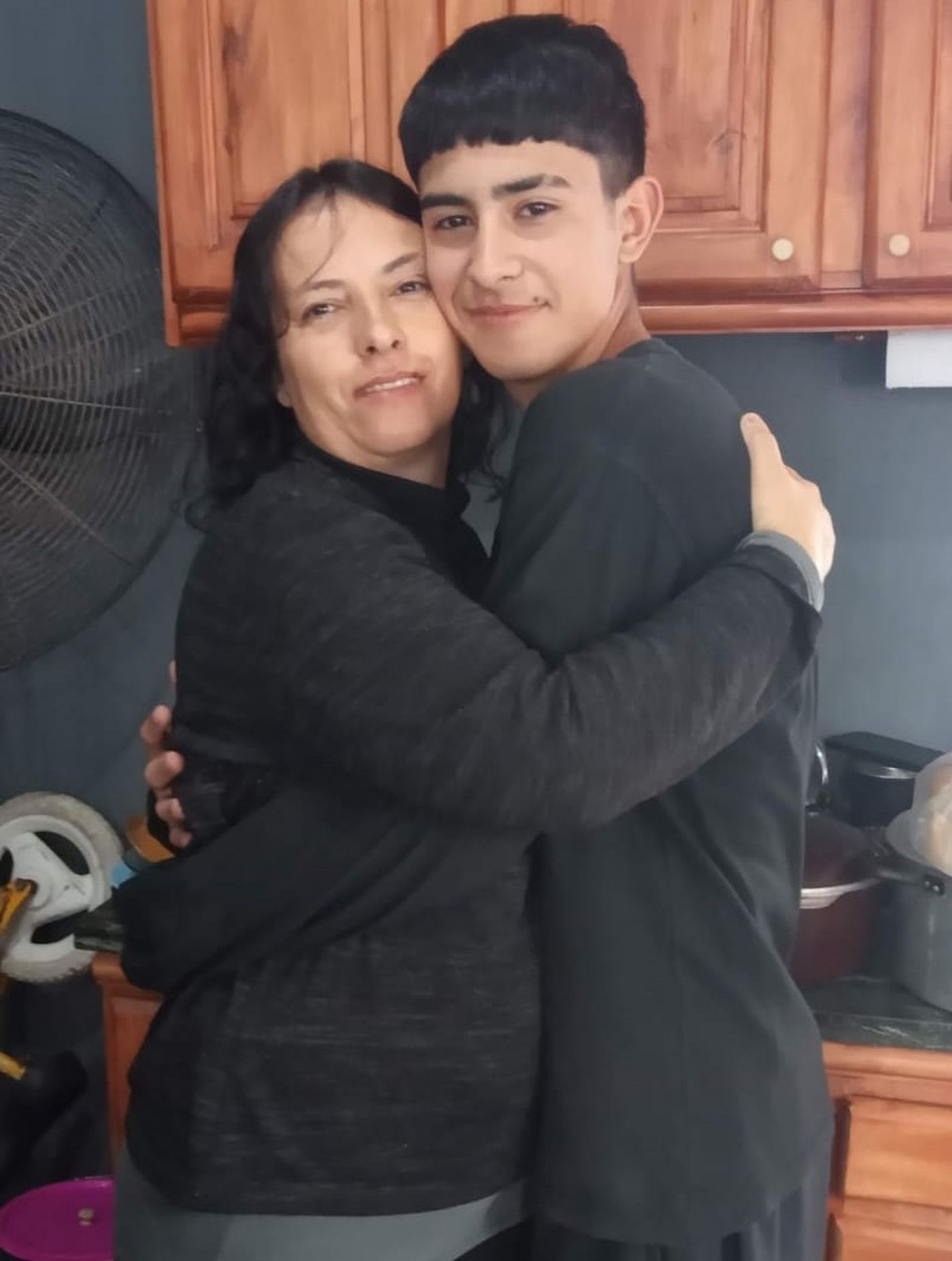 Mateo Yagame y su abuela Claudia Amigo