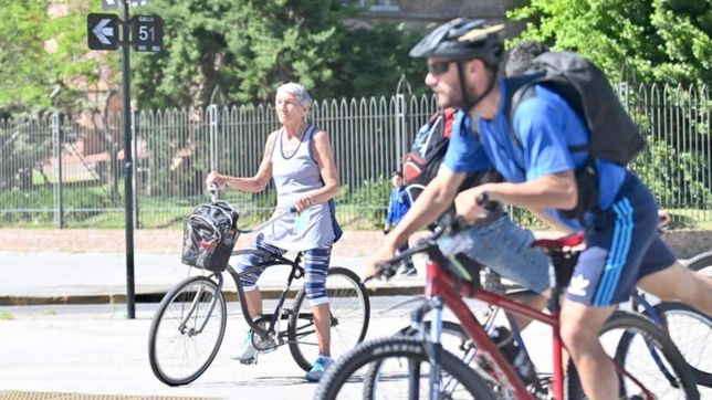 sol, pocas nubes y una maxima de hasta 33°c: asi seguira el clima en la plata