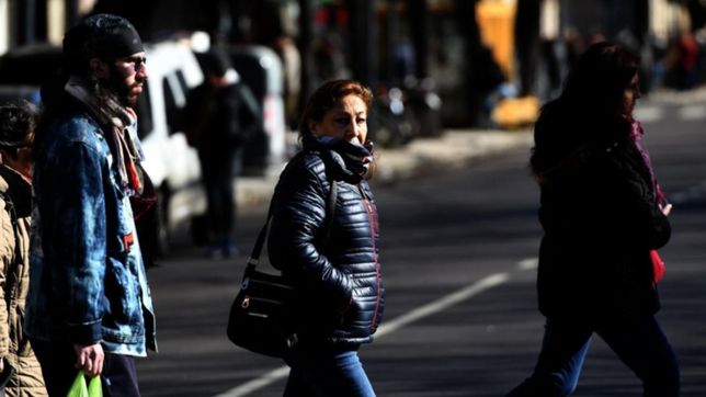 la ola de frio no cesa y el martes arranco con -2°c: ¿como seguira el clima en la plata?