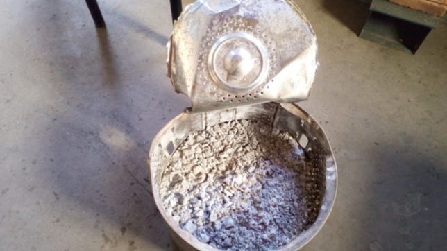 el frio que mas duele: murio una mama y cinco chiquitos graves por un brasero