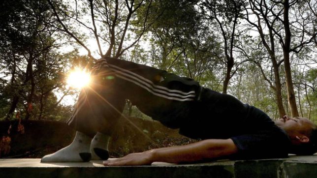 ¡que el 2019 comience distinto! namaste en el bosque de la plata, una alternativa novedosa