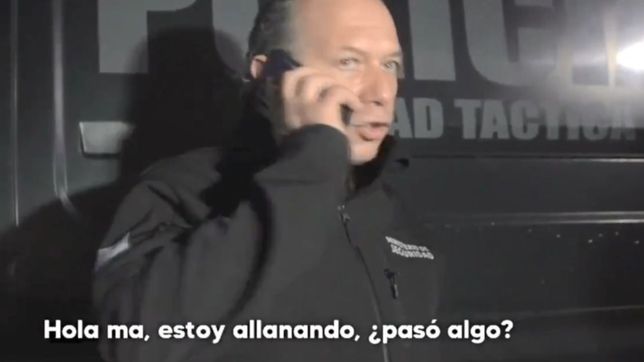 video: berni estaba allanando un bunker narco en la plata y lo llamo su mama para comer