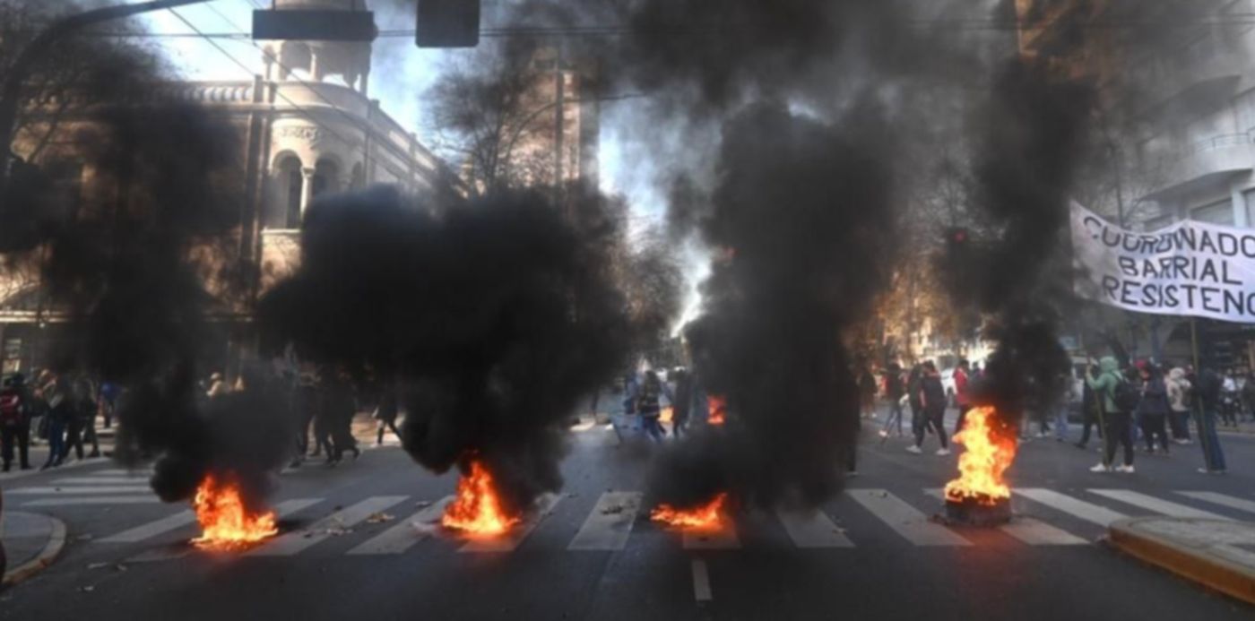 piquete organizaciones sociales coordinadora barrial resistencia 7 y 55 Ministerio de Desarrollo Social