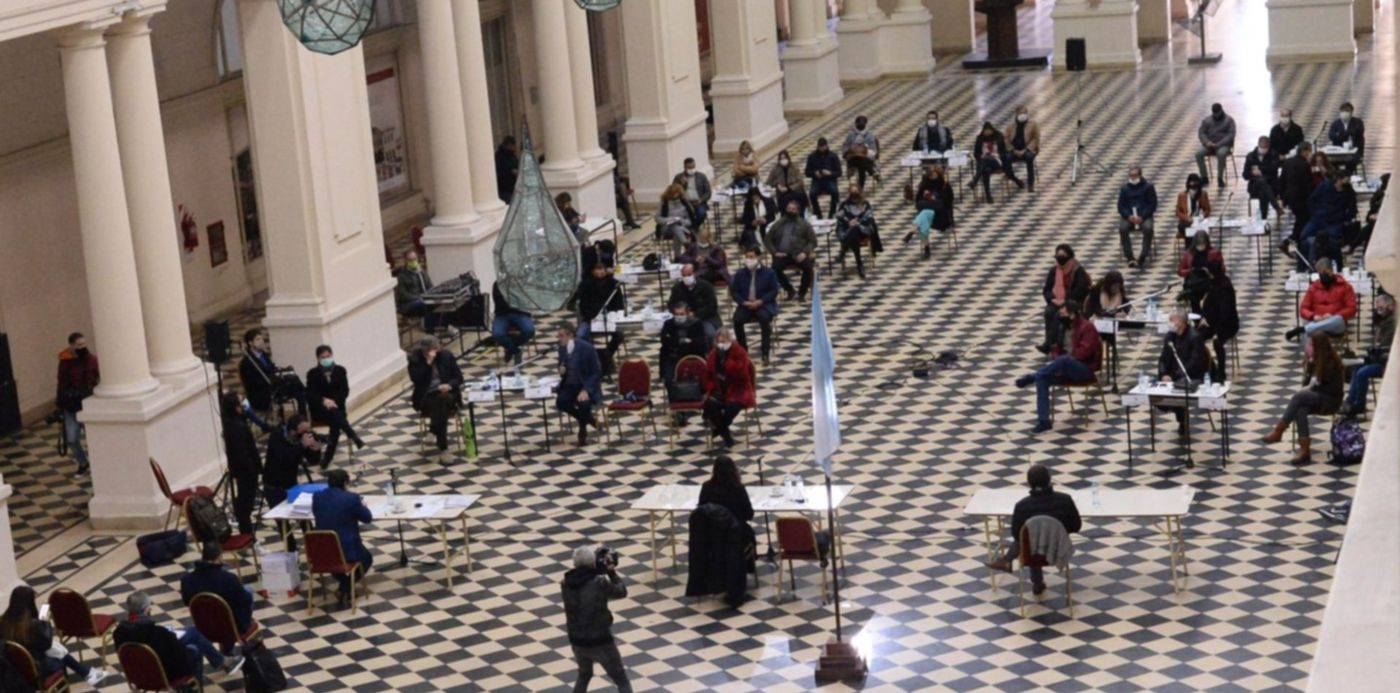 1593707046879.jpg?x=7&y=168&width=1444&height=722&rotate=0&scaleX=1&scaleY=1&ow=1500&oh=976&&cw=1920&ch=950