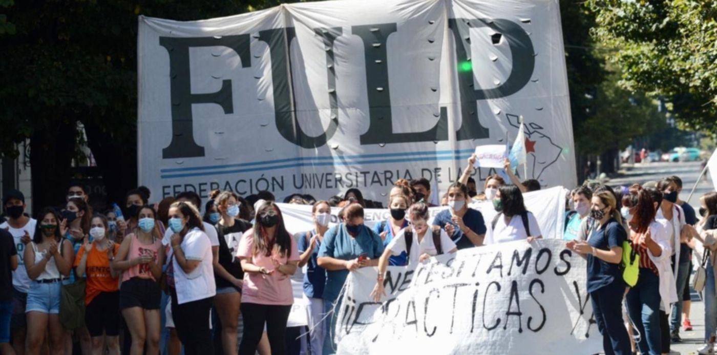 Marcha FULP estudiantes prácticas presenciales