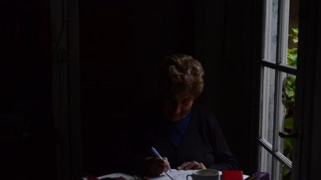 bronca con edelap: varias zonas de la plata sin luz en medio del temporal