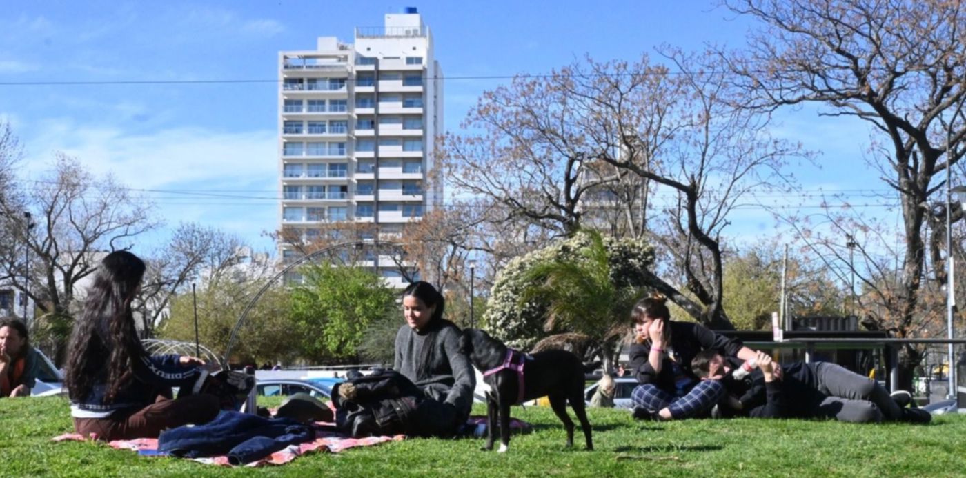 Clima Sol Soleado Calor Primavera