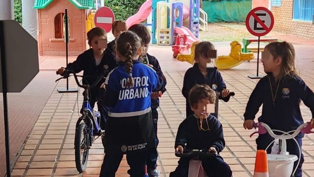 nueva jornada de educacion vial en la plata para promover habitos seguros desde la infancia