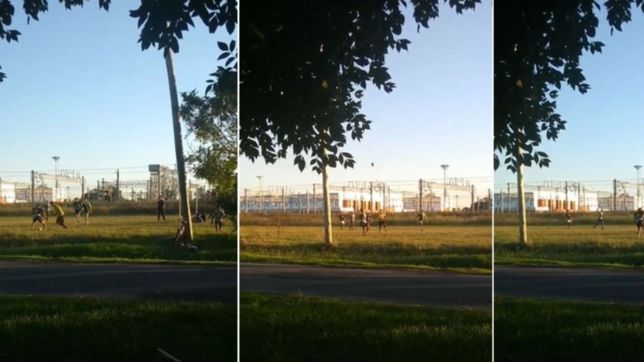 filmaron a un grupo de adolescentes que violo la cuarentena jugando al futbol en gonnet
