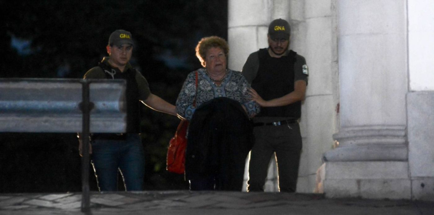 1541104982882.jpg?x=10&y=163&width=1480&height=740&rotate=0&scaleX=1&scaleY=1&ow=1500&oh=1000&&cw=1920&ch=950