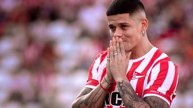 video: filmaron a marcos rojo violando la cuarentena para jugar al paddle con amigos
