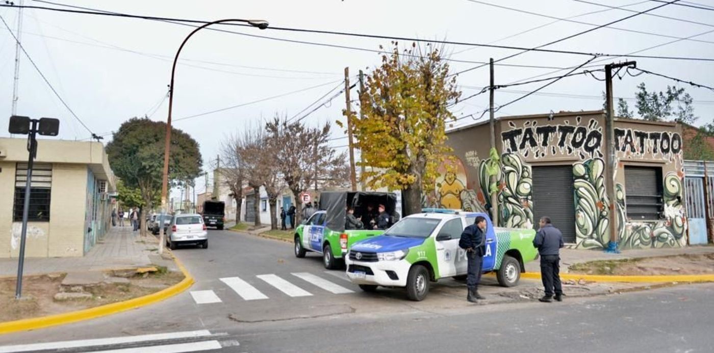 1559744757820.jpeg?width=939&height=469&rotate=0&scaleX=1&scaleY=1&x=84&y=2&ow=1024&oh=474&&cw=1920&ch=950