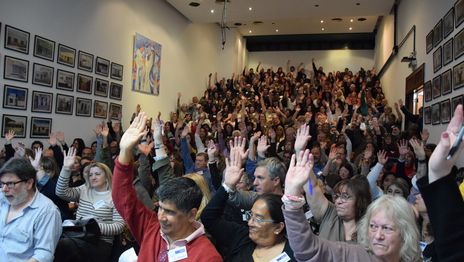 La FEB rechazó la oferta salarial de la Provincia y anunció un paro docente de 48 horas para el jueves