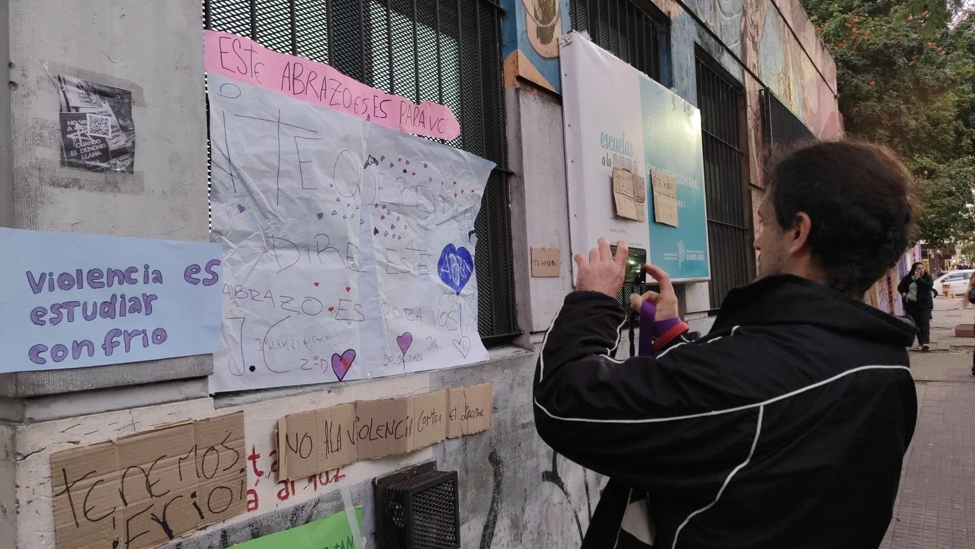 La Escuela Secundaria 8 tambi&eacute;n fue escenario de protestas en La Plata