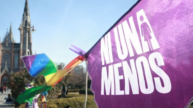 a 8 anos de la primera movilizacion, la plata volvera a marchar por el ni una menos