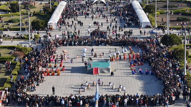 musica, artesanias y gastronomia andina: llego el dia de la gran celebracion inca en la plata