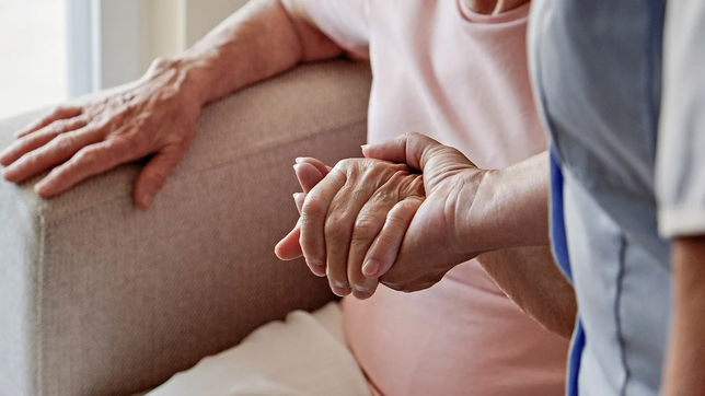 la provincia creo un registro para trabajadores del sector de cuidados