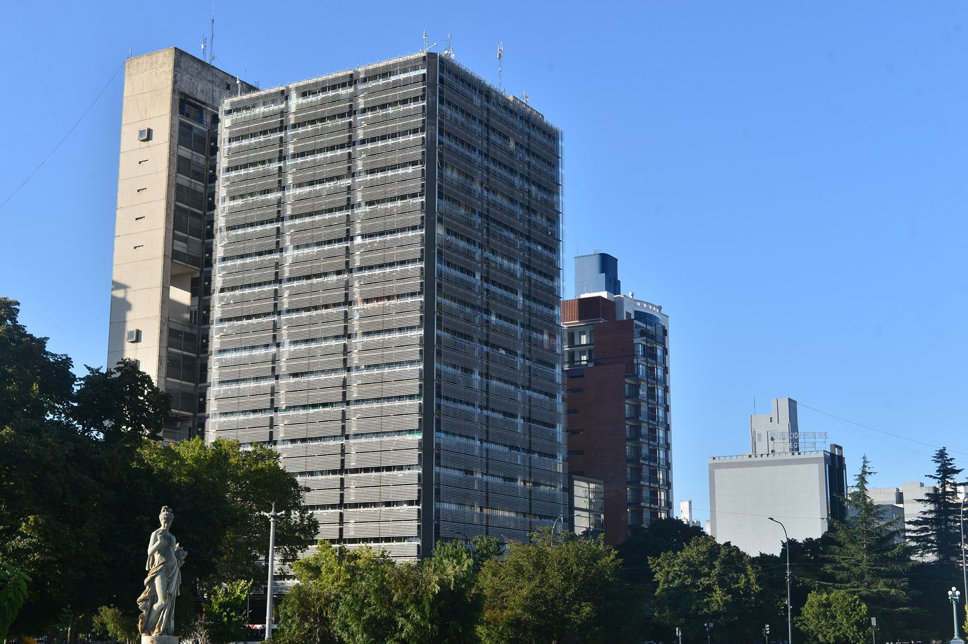 Torre Plaza Moreno (4).JPG