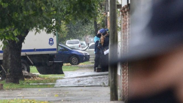 brutal entradera en la loma: ladrones golpearon a una joven y le robaron en su casa