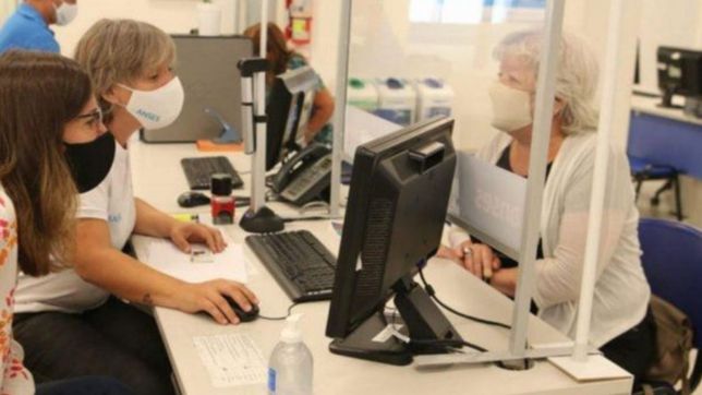 analizan habilitar las jubilaciones a los 55 anos: ¿quienes y como podrian hacerlo?