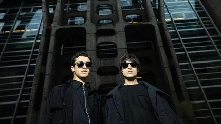 Peces Raros lanzó Artificial, su quinto álbum de estudio